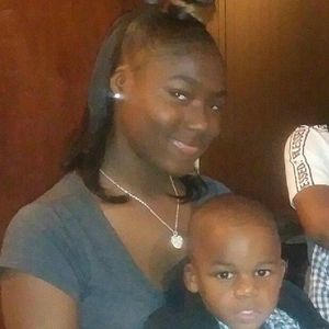 Meet your Posher, Ebony